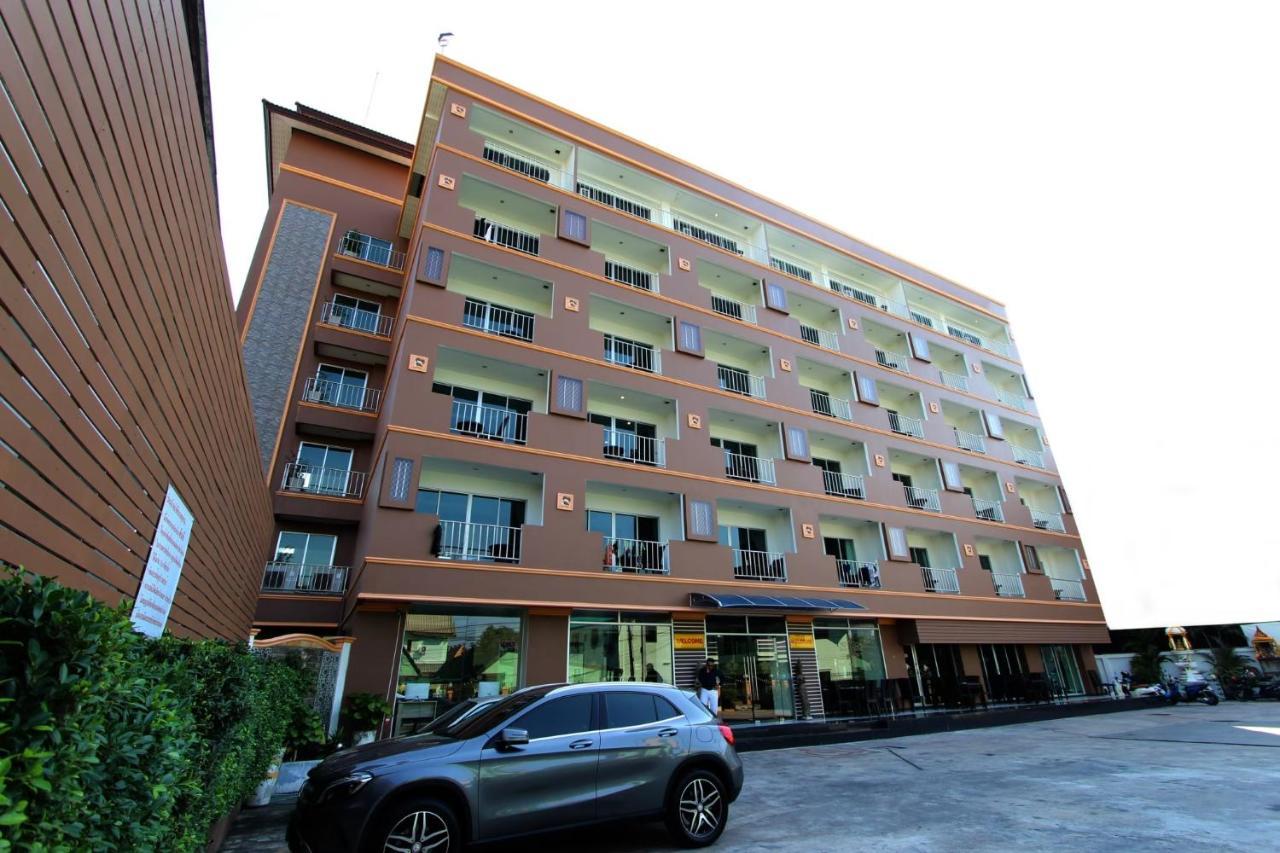 Valhalla Pattaya Hotel Джомтьен Экстерьер фото
