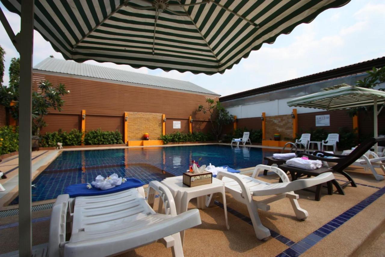 Valhalla Pattaya Hotel Джомтьен Экстерьер фото