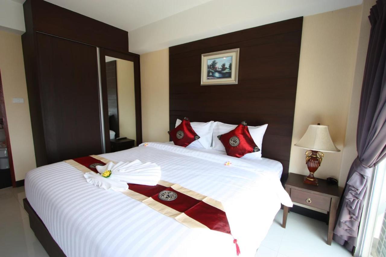 Valhalla Pattaya Hotel Джомтьен Экстерьер фото