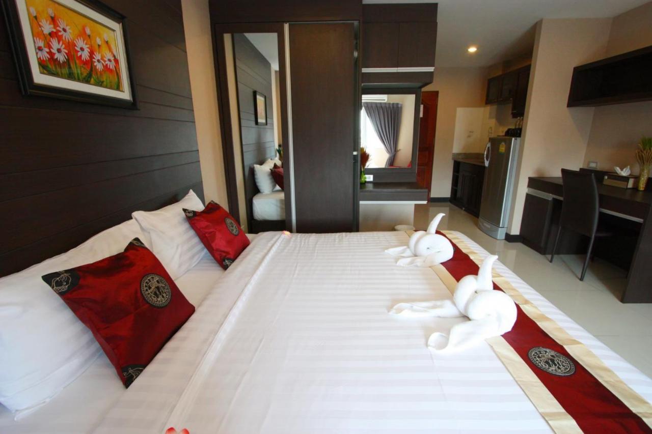 Valhalla Pattaya Hotel Джомтьен Экстерьер фото